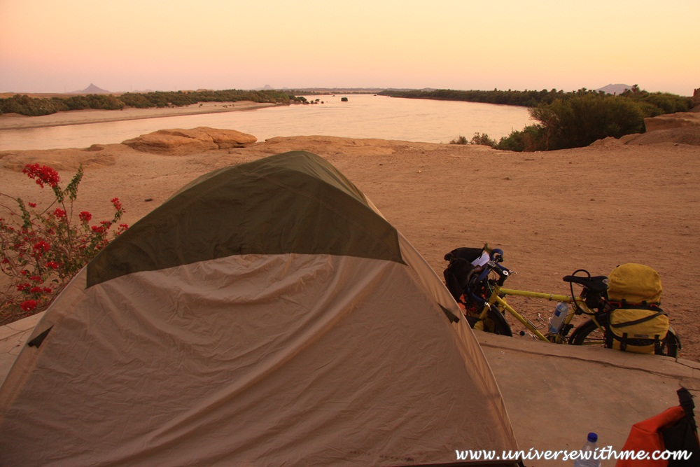 (Sudan) Following Nile River slowly