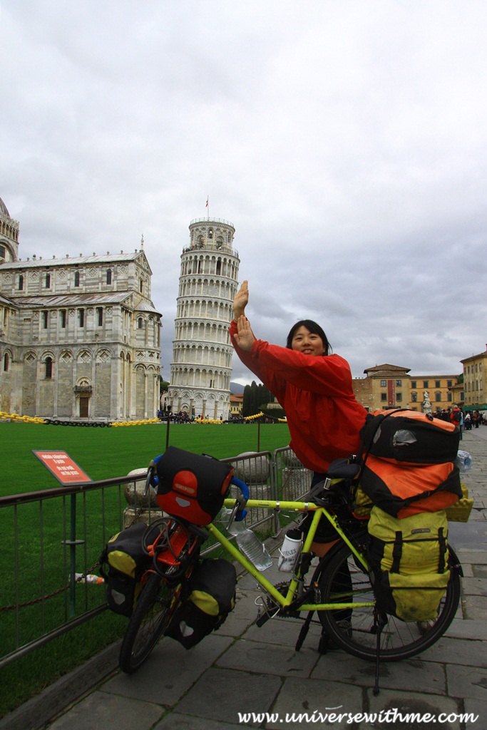 (Italy) In Italy, Between Calmness and Passion