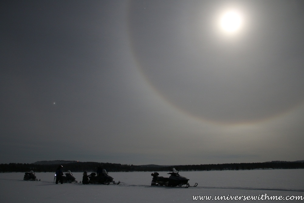(Finland) Amazing memories in Korpikartano 6 – Snowmobile and Ice Fishing